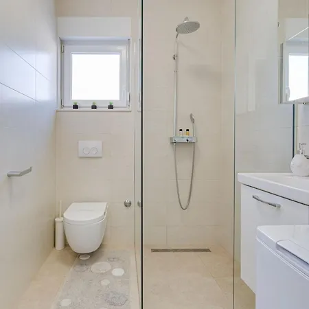 Apartment Exclusive *